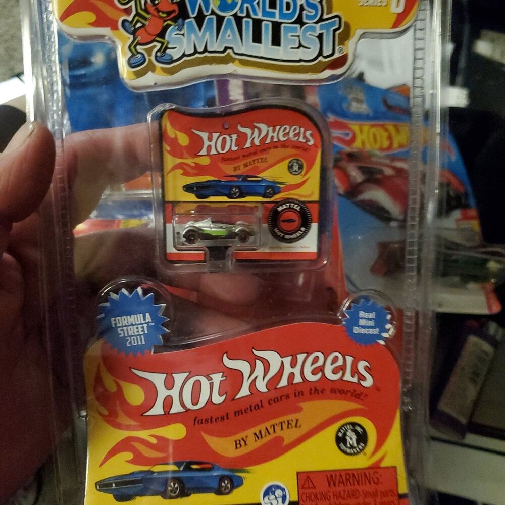 Hot Wheels Worlds Smallest